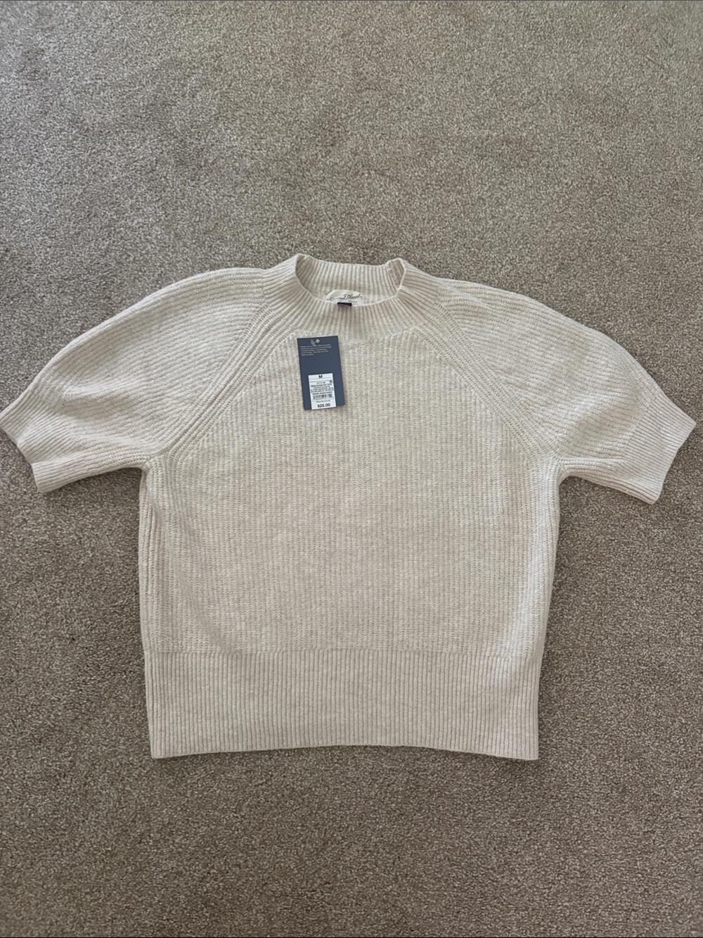NWT Medium Women’s Universal Thread Short-Sleeve Cozy Ribbed Sweater- Cream